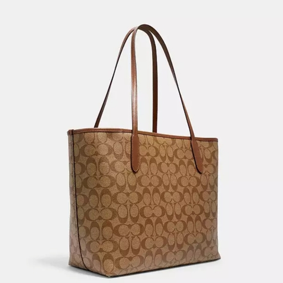 Coach City Tote in Signature Canvas - Picture 2 of 5